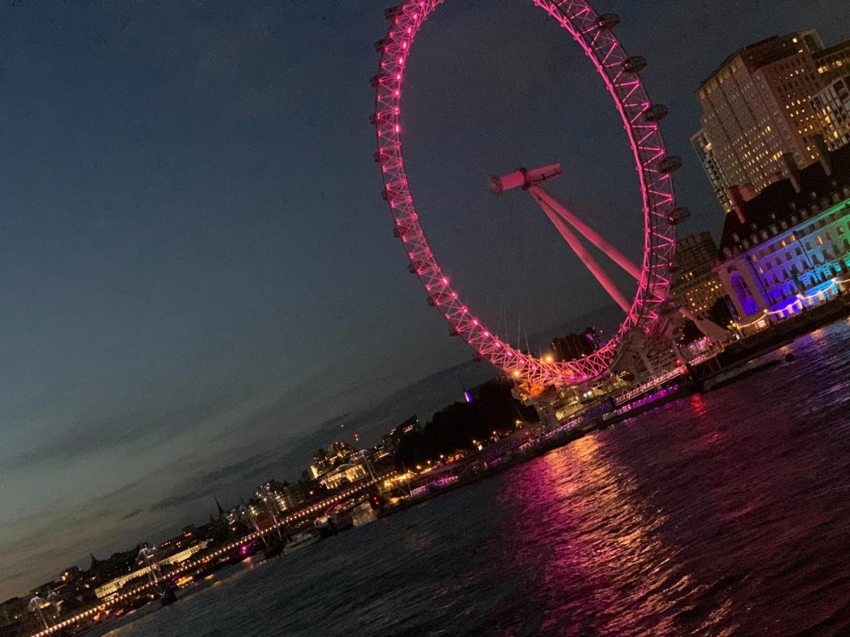 Luxury Riverside Apt With Easy Access To Central London, O2, Excel Centre And Parking Bagian luar foto